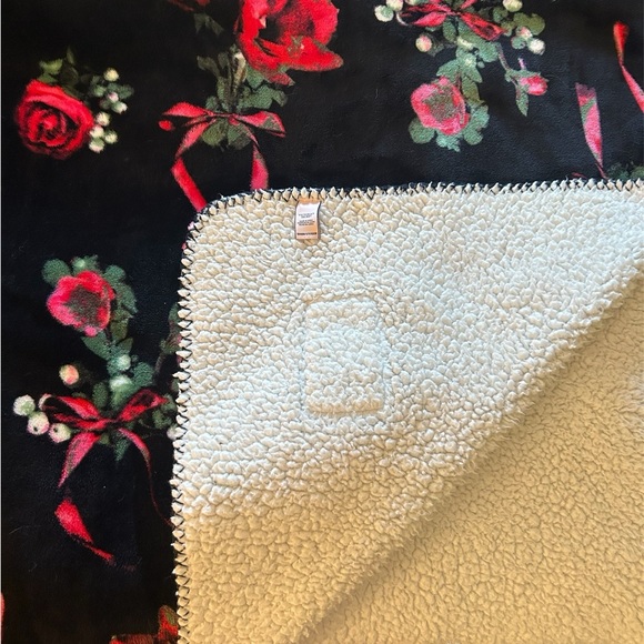 Victorias Secret Throw Blanket - Picture 2 of 6